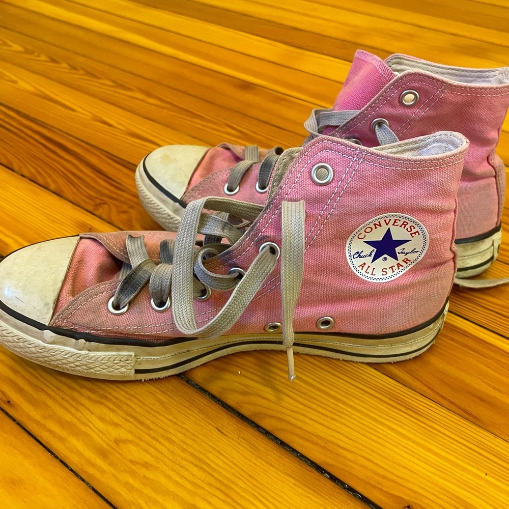 Pink Chucks size 3